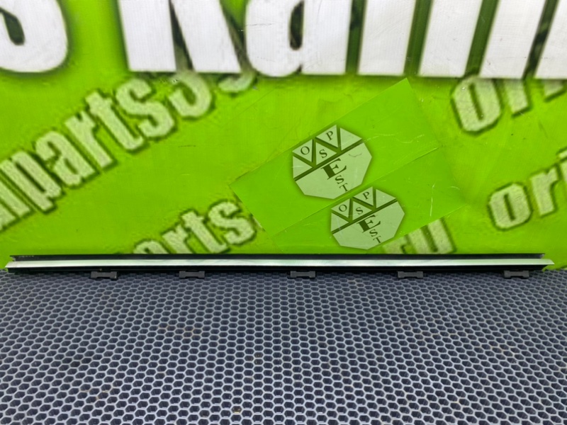 Молдинг стекла, 1300 рублей, Калининград