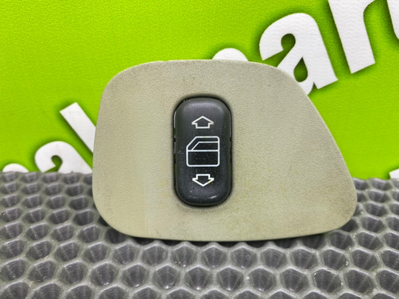 Кнопка эсп, 1000 рублей, Калининград