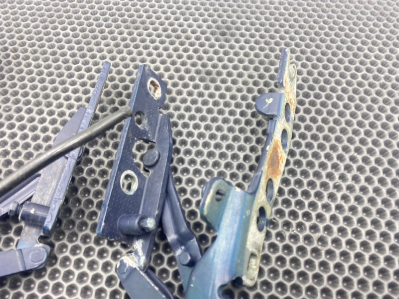 Петли капота, 1500 рублей, Калининград