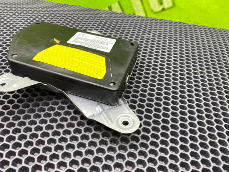 Подушка безопасности, 1200 рублей, Калининград