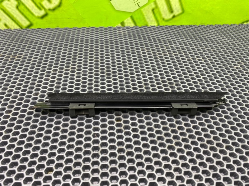 Молдинг стекла, 800 рублей, Калининград