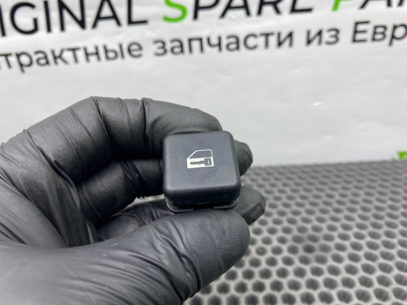 Кнопка центрального замка, 600 рублей, Калининград