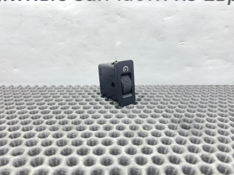 Кнопка, 600 рублей, Калининград