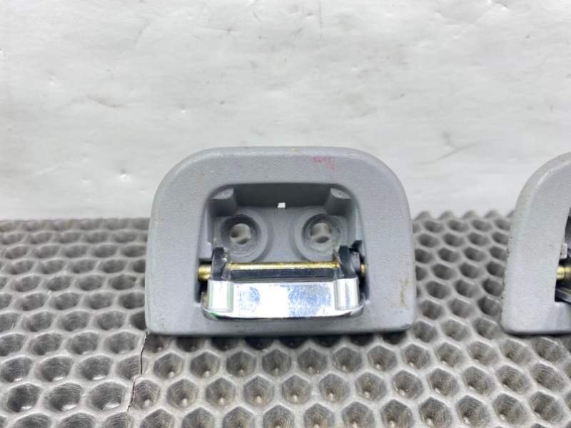 Кронштейн, 1100 рублей, Калининград