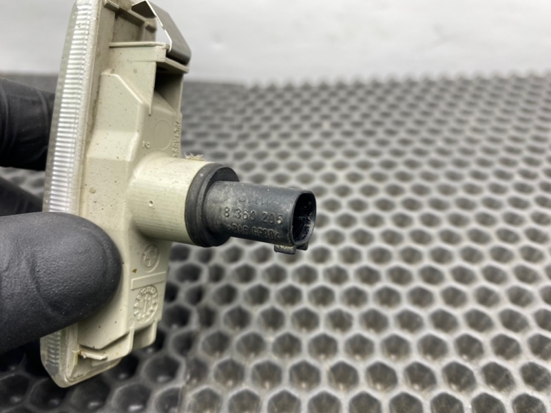 Поворотник, 1000 рублей, Калининград