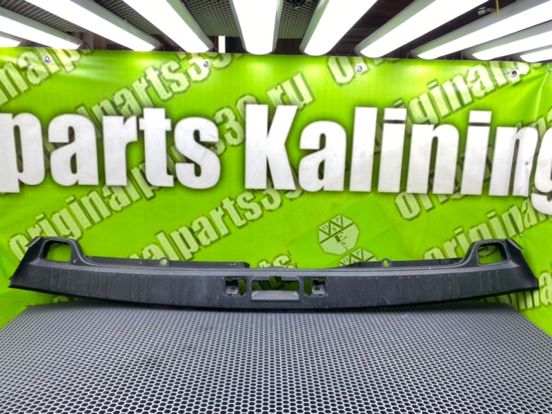 Накладка багажника, 1200 рублей, Калининград