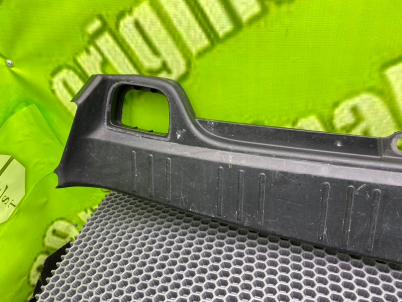 Накладка багажника, 1200 рублей, Калининград