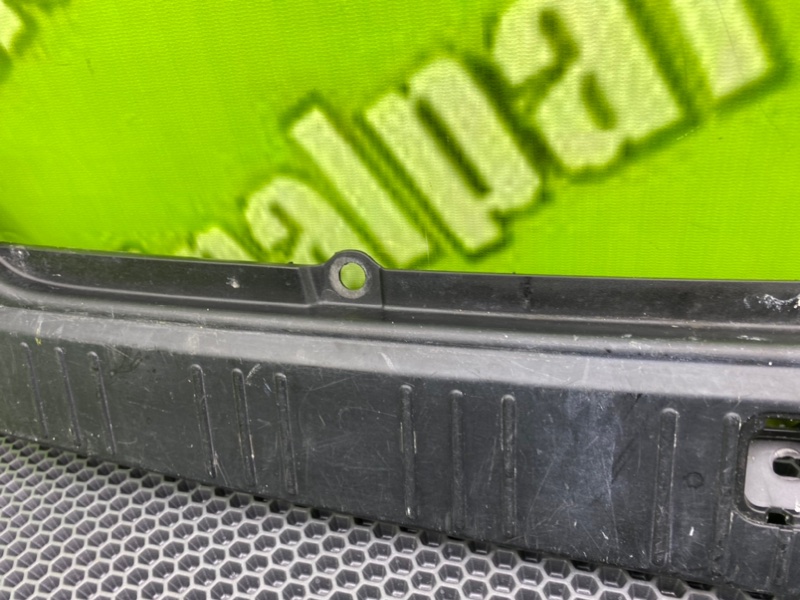 Накладка багажника, 1200 рублей, Калининград