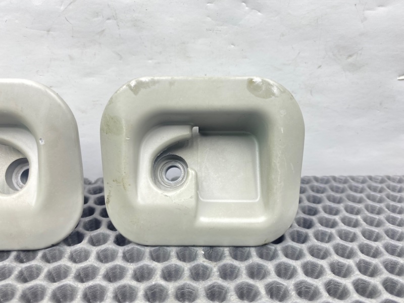 Крючок салона, 1200 рублей, Калининград