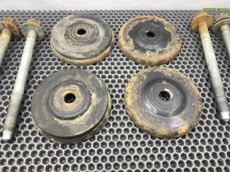 Болты подрамника, 2000 рублей, Калининград