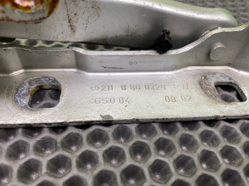 Петли капота, 1900 рублей, Калининград