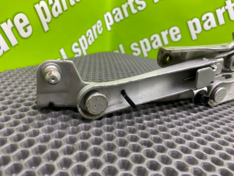 Петли капота, 1900 рублей, Калининград