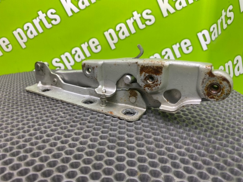 Петли капота, 1900 рублей, Калининград