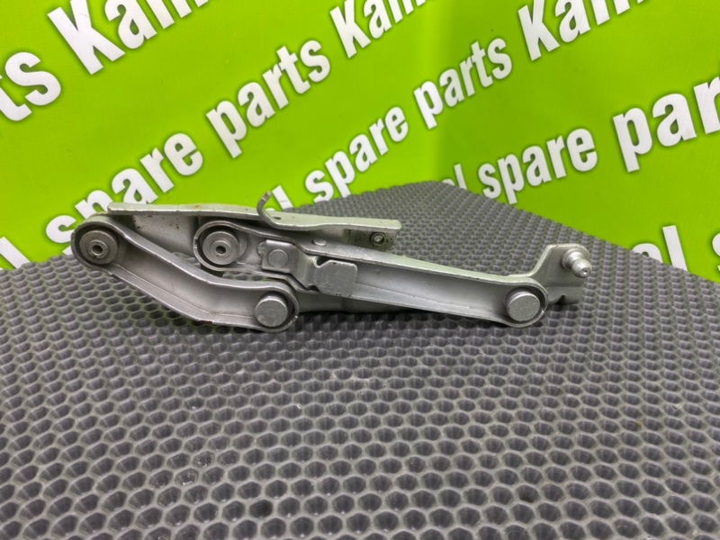 Петли капота, 1900 рублей, Калининград