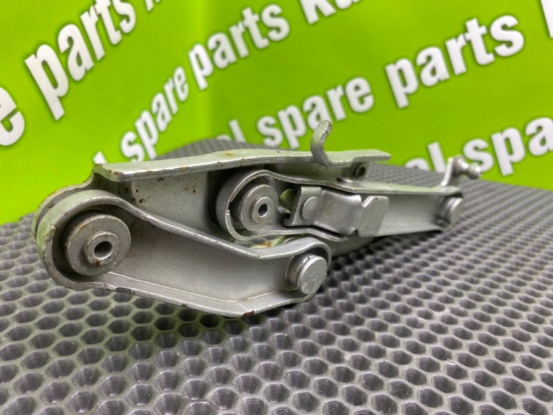 Петли капота, 1900 рублей, Калининград