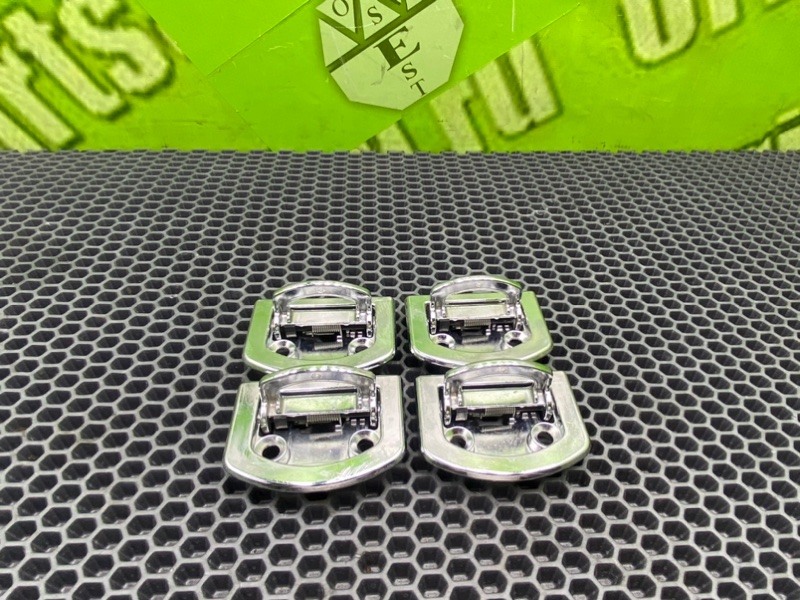 Кронштейн, 600 рублей, Калининград