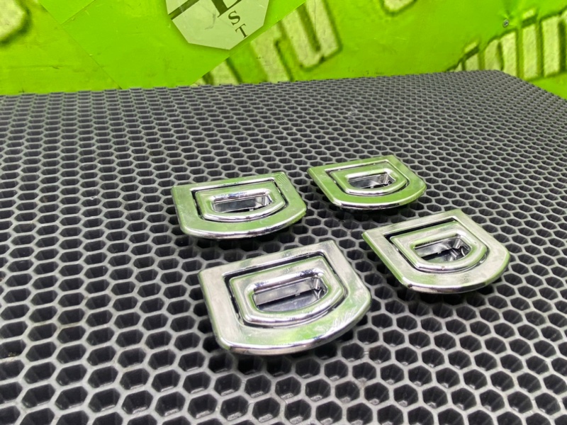 Кронштейн, 600 рублей, Калининград