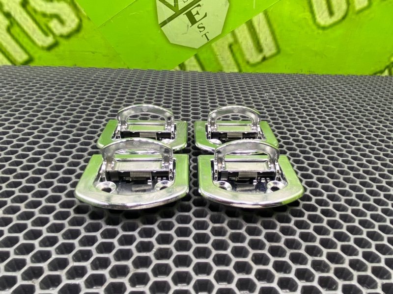 Кронштейн, 600 рублей, Калининград