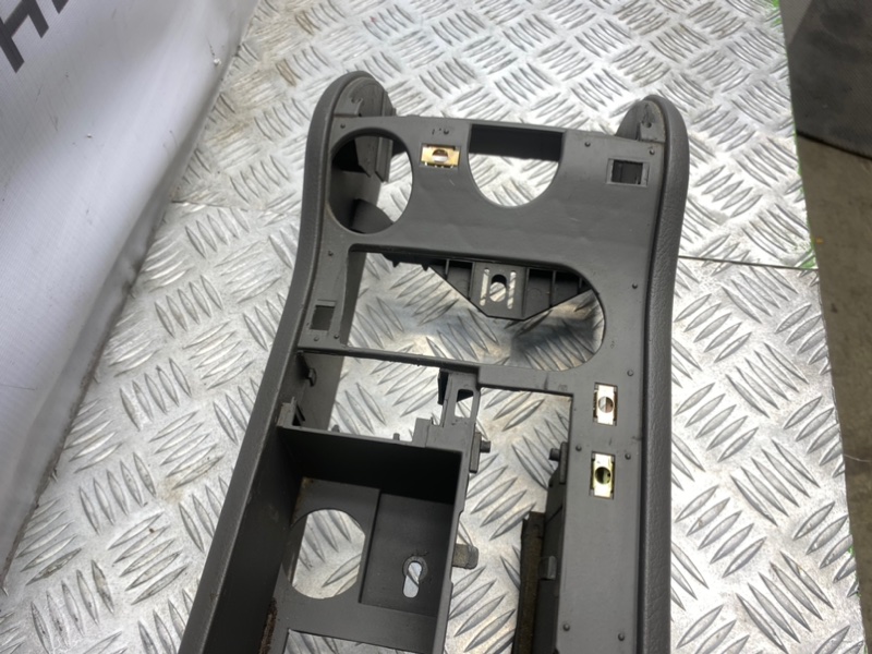 Центральная консоль, 1800 рублей, Калининград