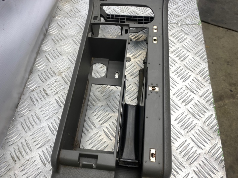 Центральная консоль, 1800 рублей, Калининград