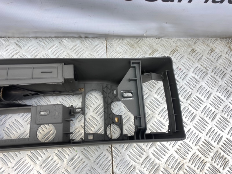 Центральная консоль, 1800 рублей, Калининград