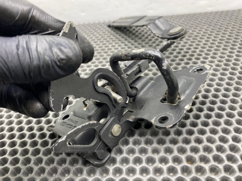 Замок капота, 800 рублей, Калининград