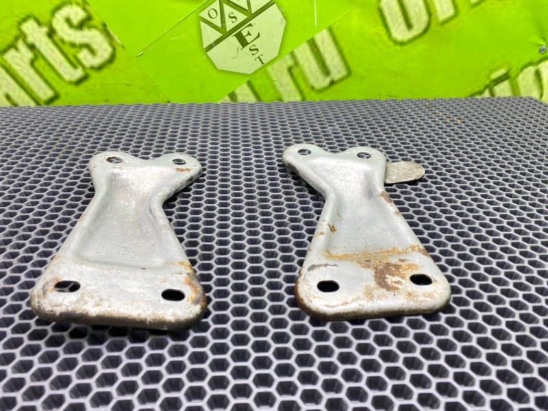 Кронштейн, 1200 рублей, Калининград