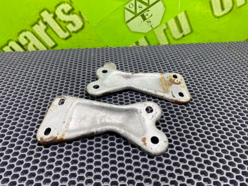 Кронштейн, 1200 рублей, Калининград