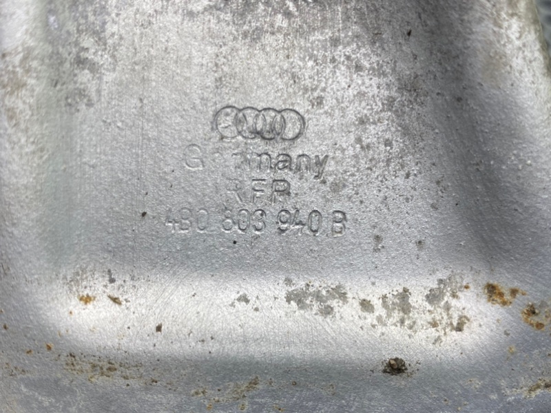 Кронштейн, 1200 рублей, Калининград