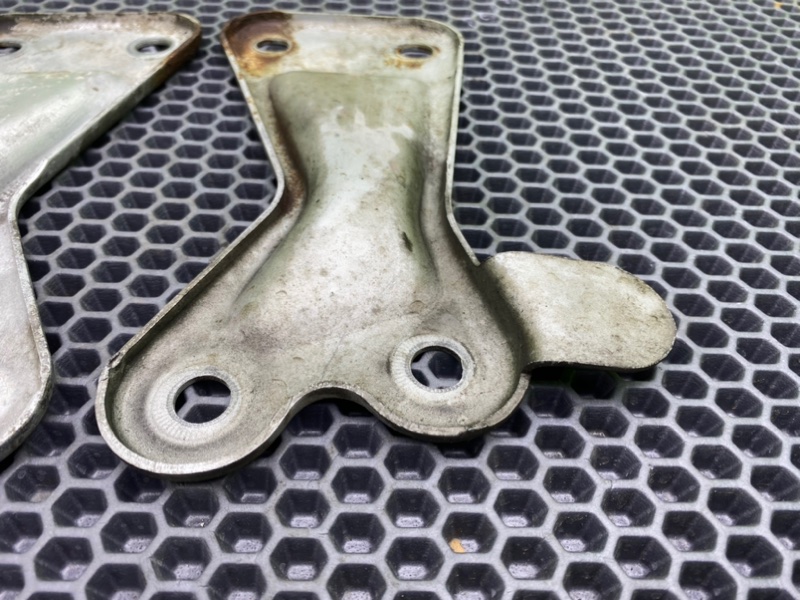 Кронштейн, 1200 рублей, Калининград