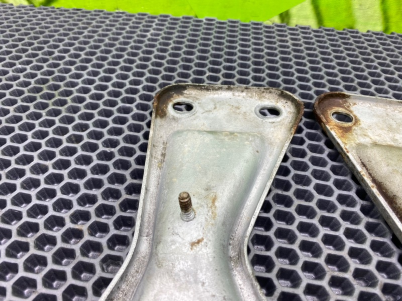 Кронштейн, 1200 рублей, Калининград