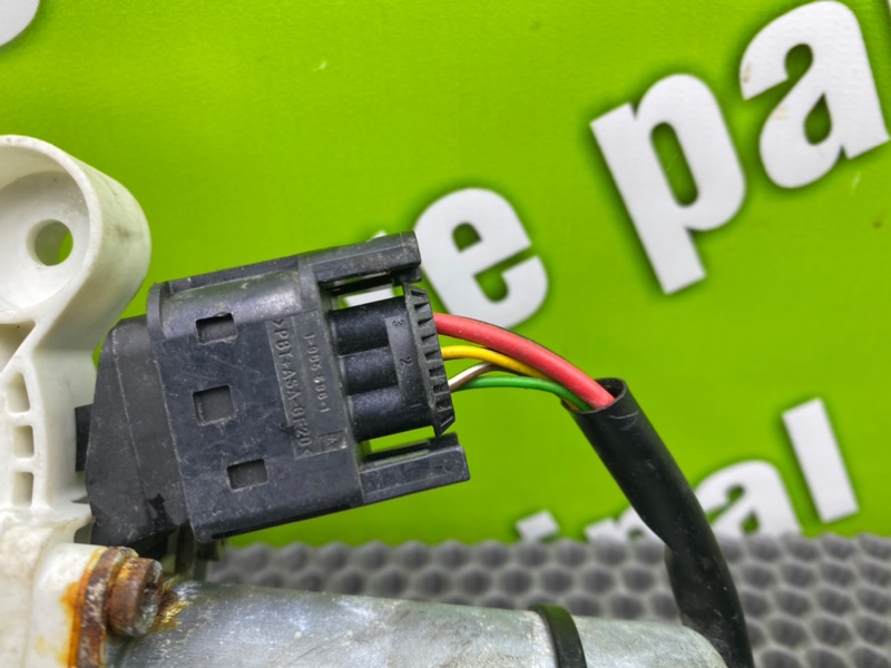 Мотор стеклоподъемника, 1400 рублей, Калининград