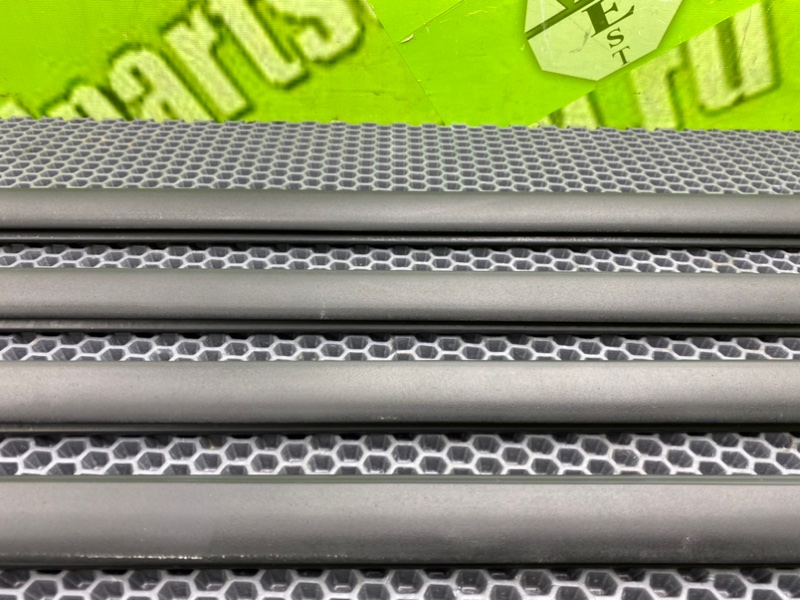 Молдинг стекла, 2000 рублей, Калининград