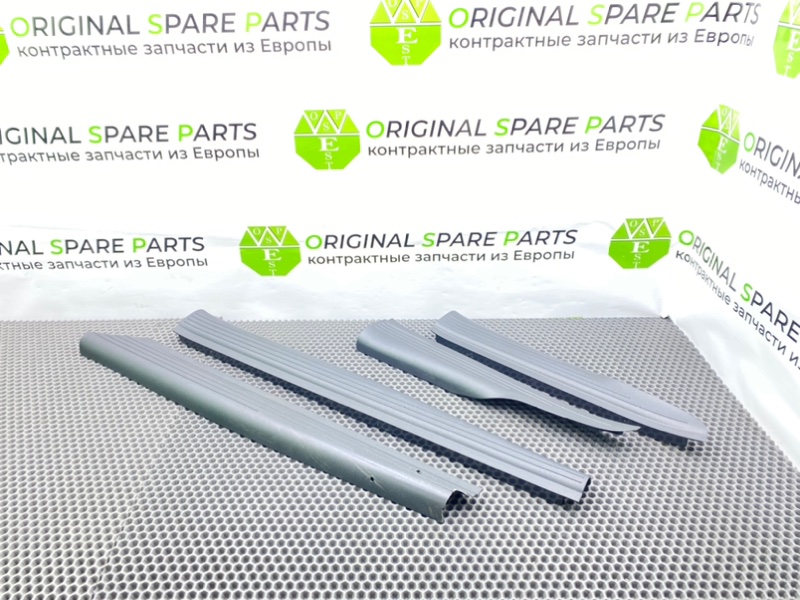 Накладки порогов, 1400 рублей, Калининград