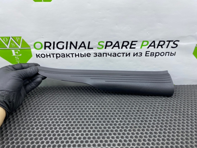 Накладки порогов, 1400 рублей, Калининград