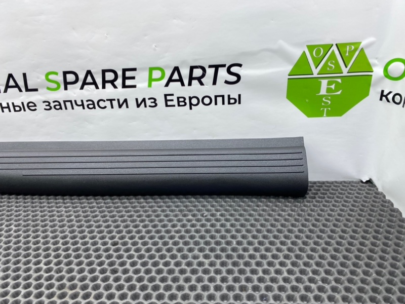 Накладки порогов, 1400 рублей, Калининград