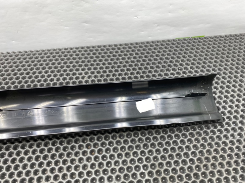 Накладки порогов, 1400 рублей, Калининград