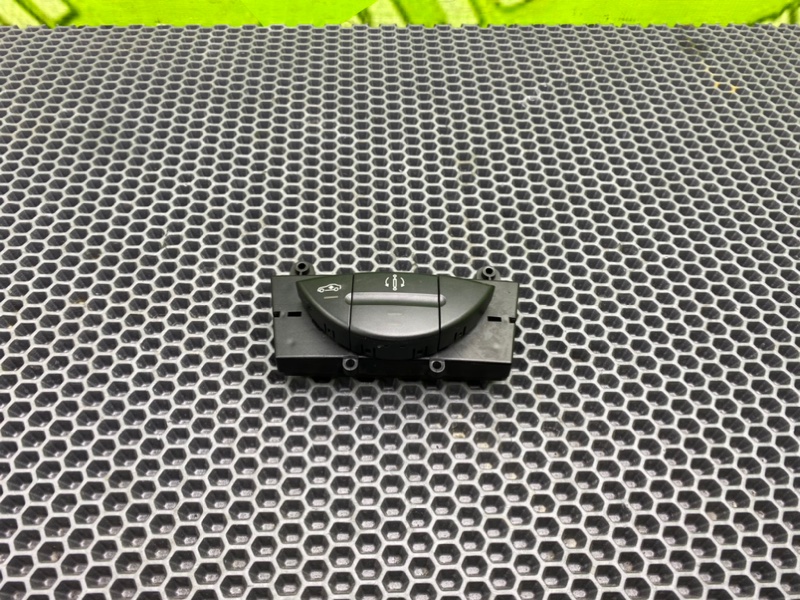 Кнопка, 1200 рублей, Калининград