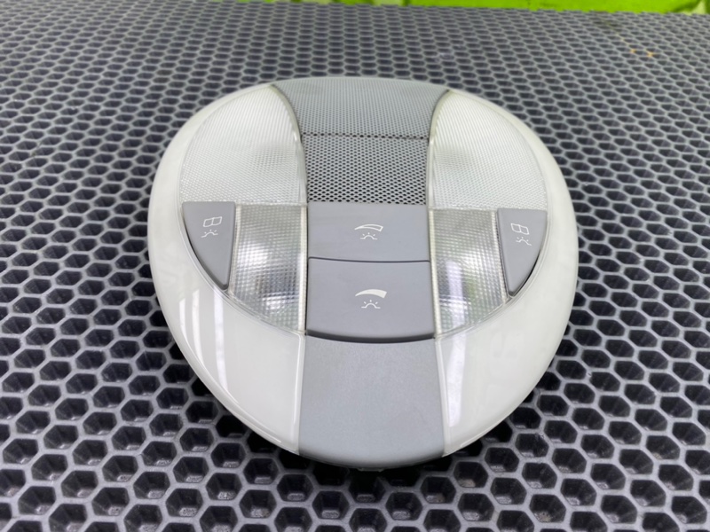 Плафон подсветки салона, 1600 рублей, Калининград