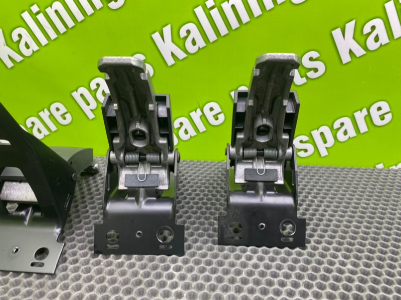 Крепление сиденья, 1700 рублей, Калининград