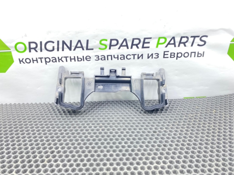 Кронштейн, 900 рублей, Калининград