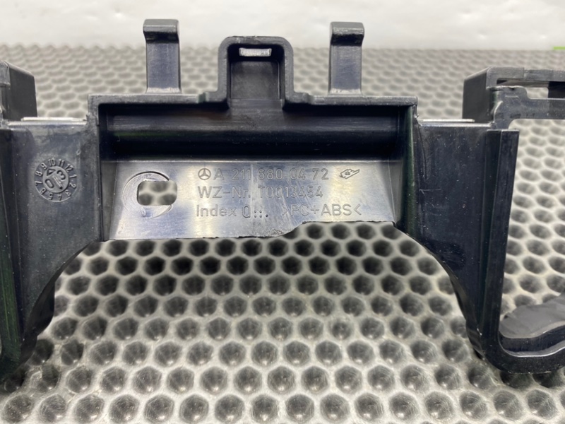 Кронштейн, 900 рублей, Калининград