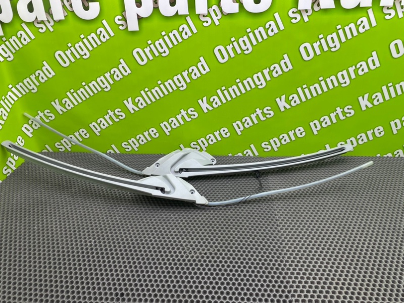 Направляющая шторки багажника, 2400 рублей, Калининград