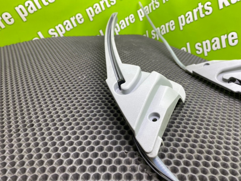 Направляющая шторки багажника, 2400 рублей, Калининград