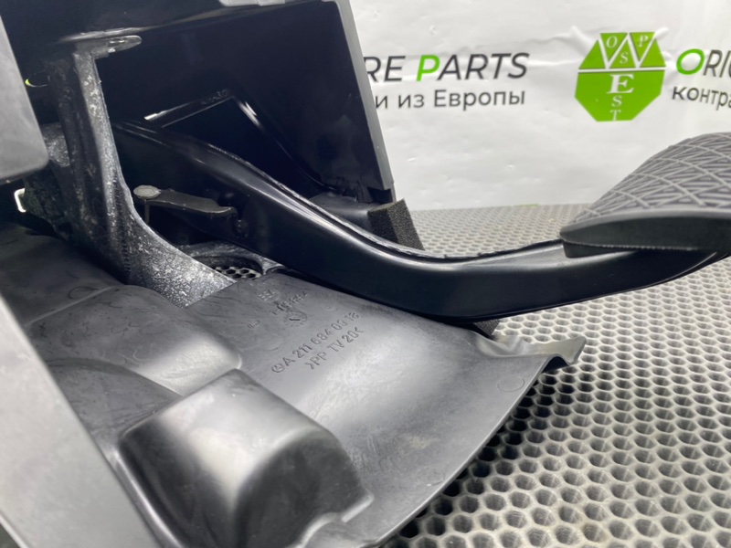 Педаль тормоза, 1900 рублей, Калининград