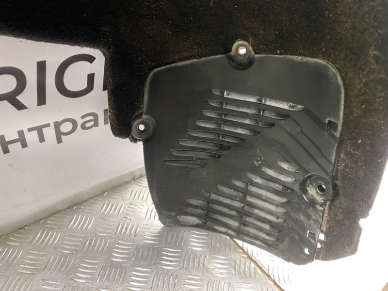 Подкрылок, 2400 рублей, Калининград