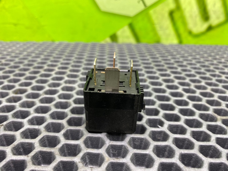 Реле, 700 рублей, Калининград