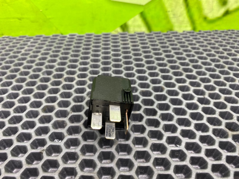 Реле, 700 рублей, Калининград