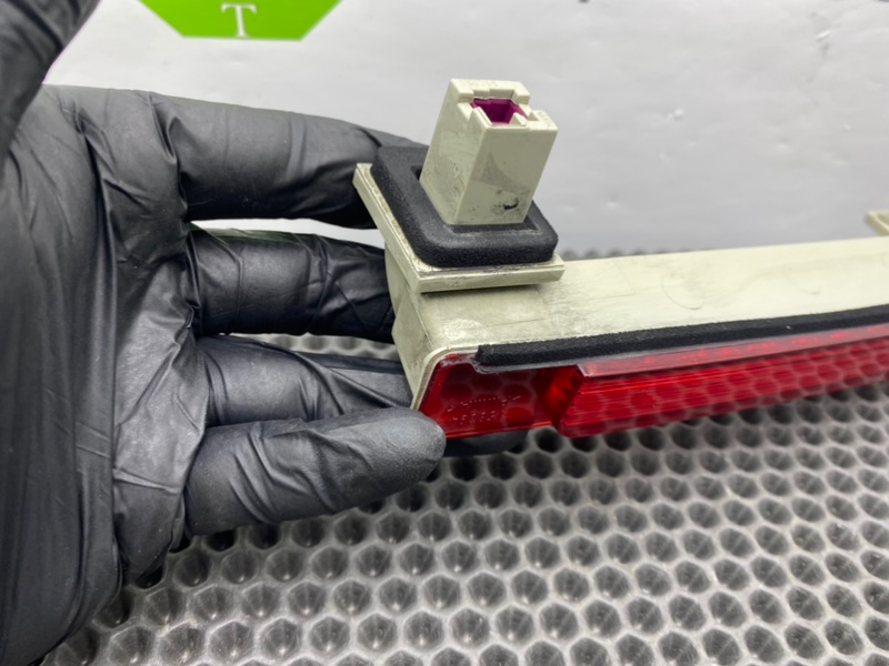 Стоп-сигнал, 2700 рублей, Калининград