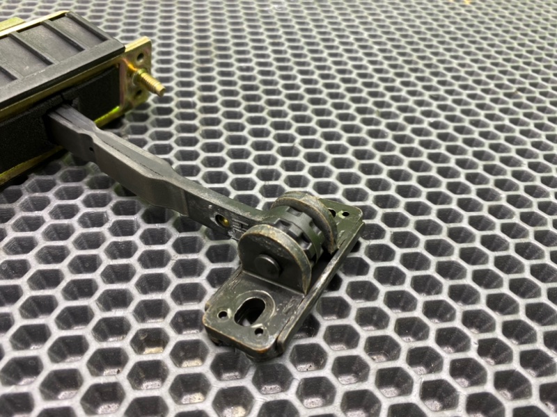 Ограничители двери, 1200 рублей, Калининград